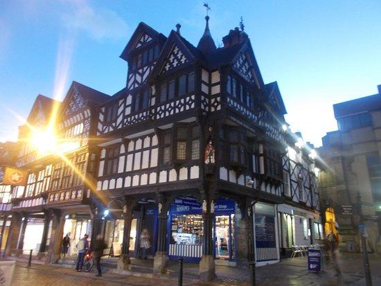 Chester Rows